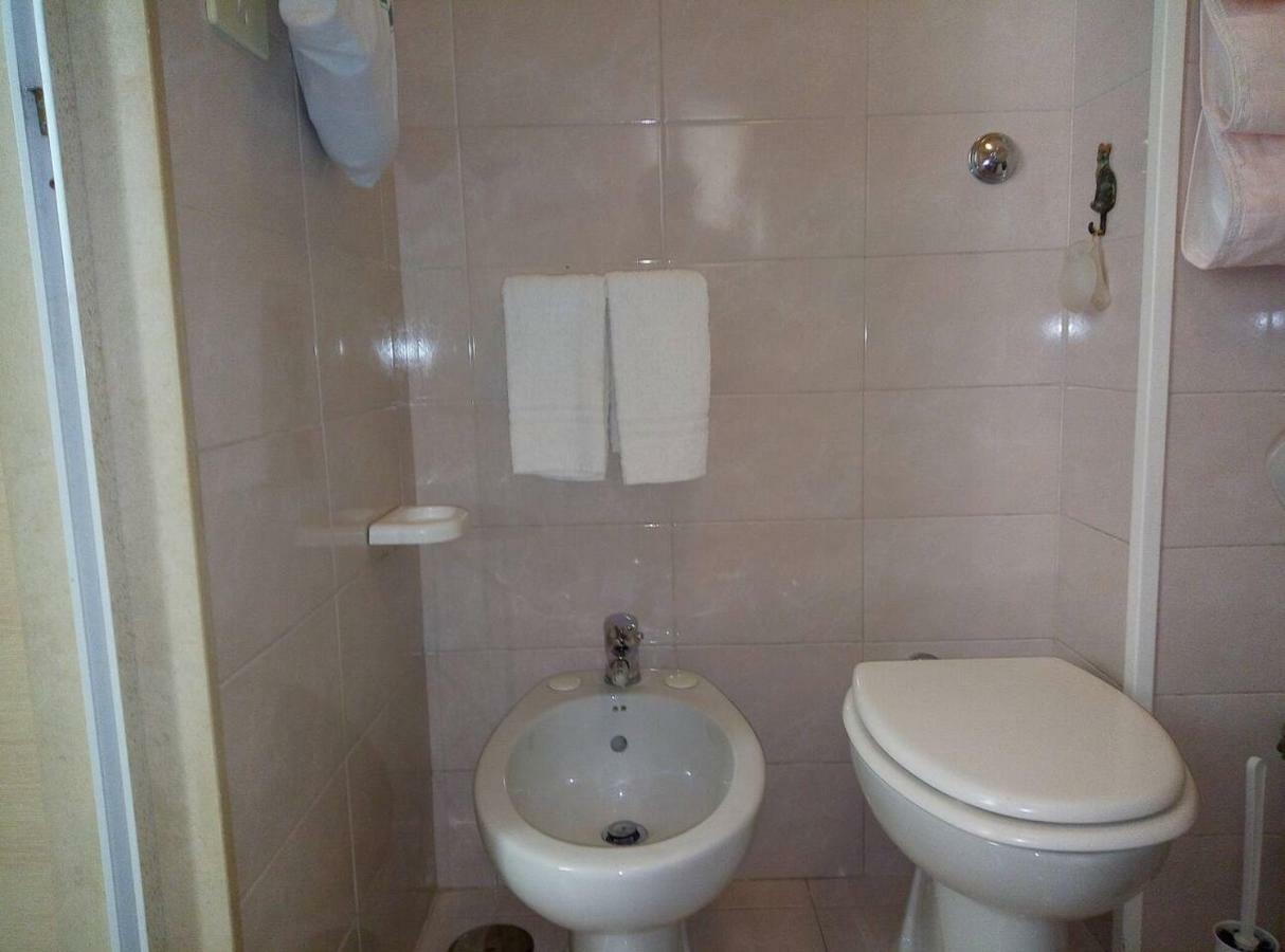Campus House Apartment บารี ภายนอก รูปภาพ